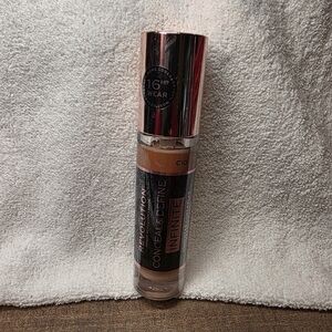 Makeup Revolution Infinite Concealer - Shade C10